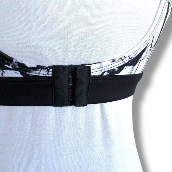 Latched Nursing Sports Bra Sz Small Black White Marble Print Wire Free Wireless - Picture 13 of 15
